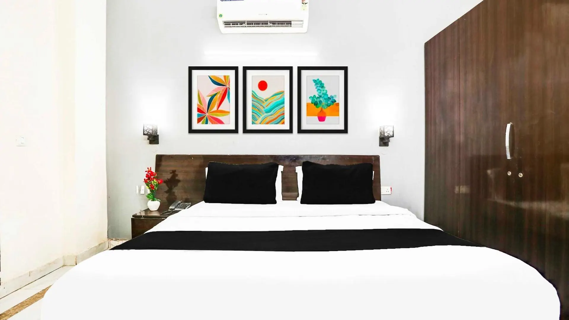Hotel O Sector 45 Near Huda Metro Station Gurgáon India