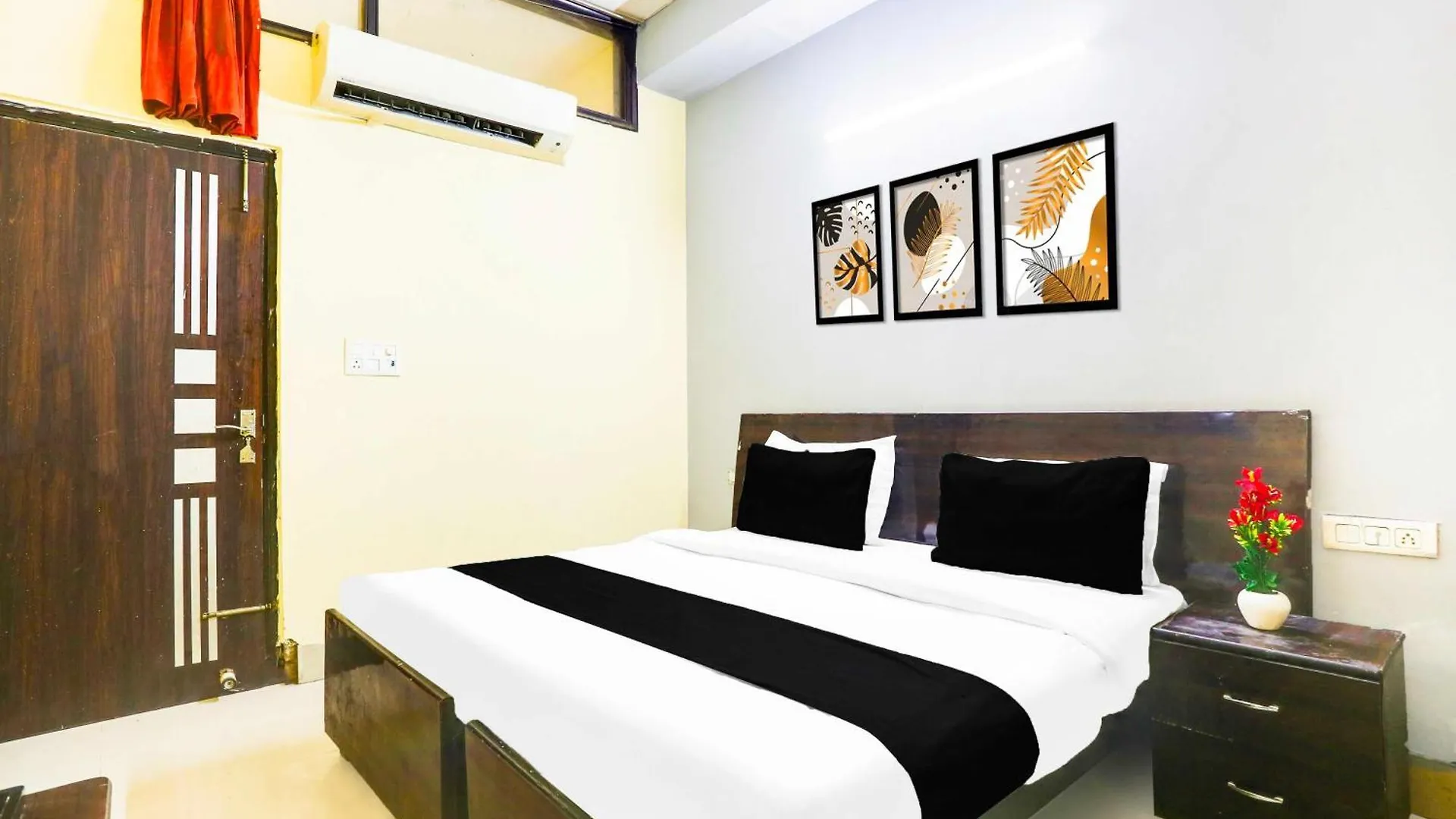 Hotel O Sector 45 Near Huda Metro Station Gurgáon 3*,
